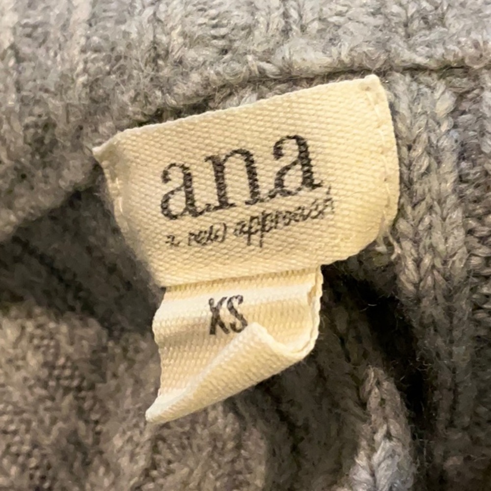 a.n.a. Gray Blue and White Sweater - XS (01109) - Picture 5 of 6